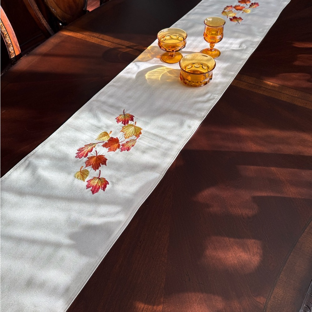 Hand Crafted Autumn Leaf Table Runner - Cream, Red, Orange, Yellow - Picture 5 of 10
